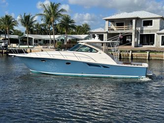 43' Tiara Yachts 2016 Yacht For Sale
